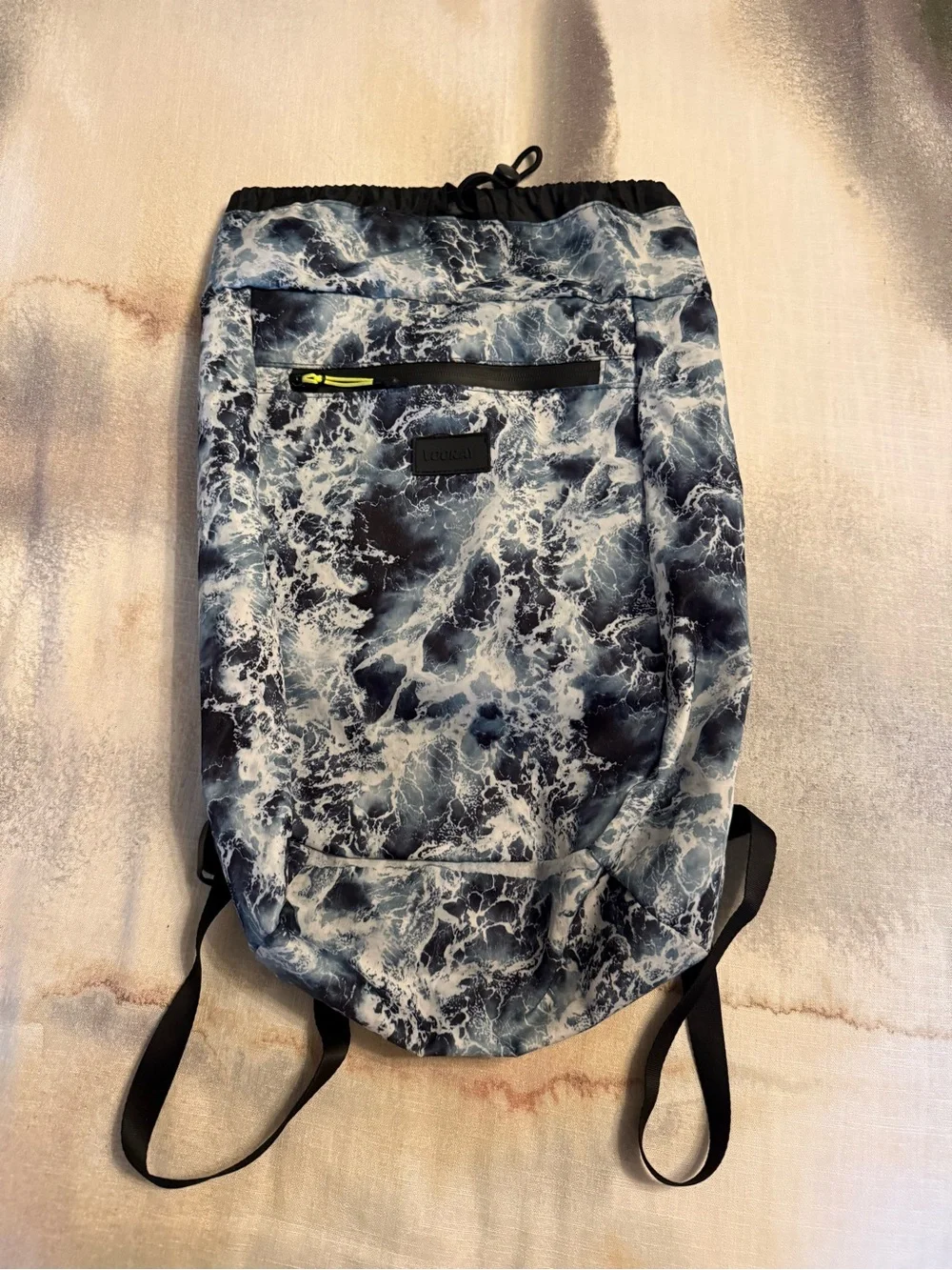 Men's Blue Marble Wave Drawstring Backpack - Casual Everyday Bag